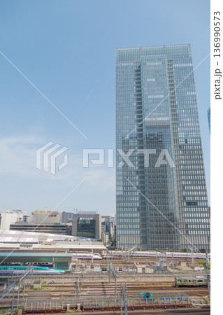 【東京駅　工事中】 136990573