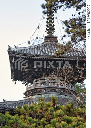 第1番札所 霊山寺の多宝塔 136990907