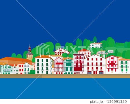 サン・ジャン・ド・リュズ saint jean de luz バスク basque フランス 夏風景 サン・ジャン・ド・リュズ saint jean de luz バスク basque フランス 夏風景 136991329