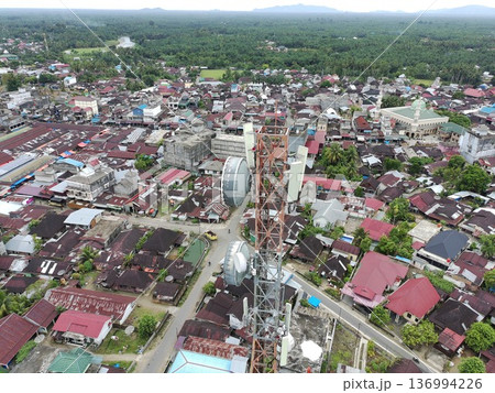 signal transmitter tower during the day 136994226