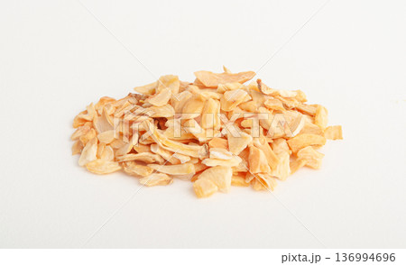 Dry Garlic Slices, Crispy Fried Cloves Pile Closeup, Roasted Grilled Garlic Flakes, Clove Chip Group 136994696