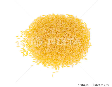 Raw orzo pasta, risoni or kritharaki pile 136994729