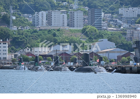 潜水艦 136998940