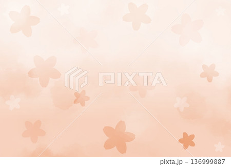 薄いオレンジ色のたくさんの桜が咲いている背景 136999887