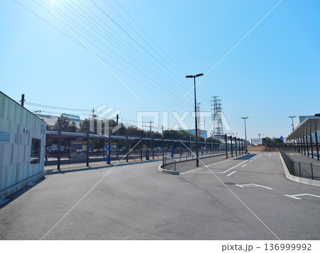 宇都宮　LRT沿線　清原地区市民センター前駅　2月の晴れの日 136999992