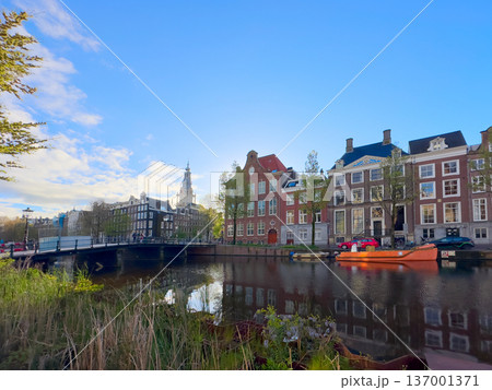 bike on canal ring, Amsterdam 137001371