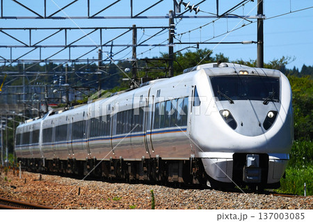683系　特急「しらさぎ」　北陸本線 137003085