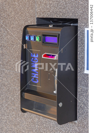 Coins Change Machine 137006442