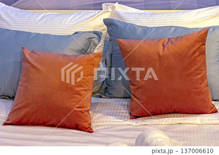 Pillows Set in Bed Pillows Set in Bed 137006610