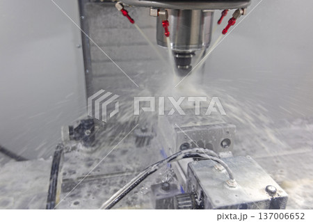 Mist Coolant CNC Machine 137006652