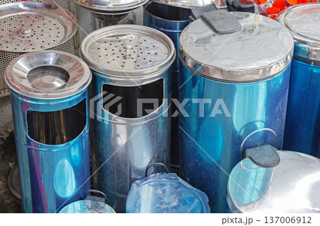 Standing Ashtrays Trash Cans Standing Ashtrays Trash Cans 137006912