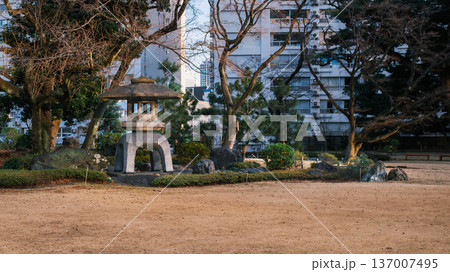 Stone Lantern at Historical Garden in Tokyo Japan Stone Lantern at Historical Garden in Tokyo Japan 137007495