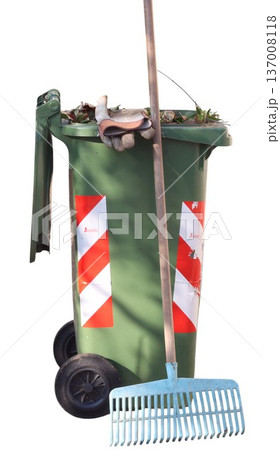 Green waste bin, rake, and work gloves for gardening Green waste bin, rake, and work gloves for gardening 137008118