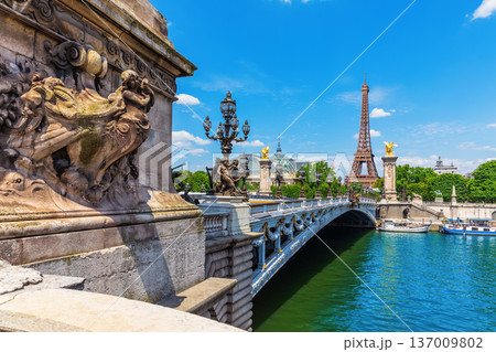 Close view of Alexandre III Bridge with sculptures over Seine river, Paris, France Close view of Alexandre III Bridge with sculptures over Seine river, Paris, France 137009802