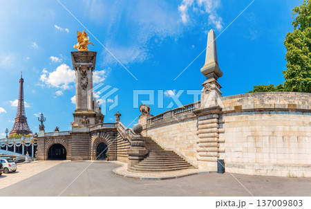 Side view of Alexandre III Bridge with sculptures and waterfront steps, Paris, France Side view of Alexandre III Bridge with sculptures and waterfront steps, Paris, France 137009803