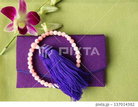 デンファレと仏具 137014382