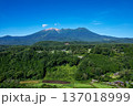 盛夏の御嶽山　長野県 木曽町 開田高原から 137018999