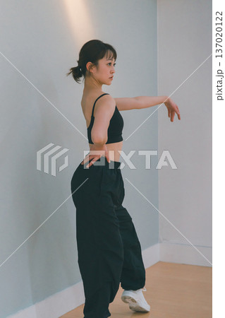 dance practice 137020122