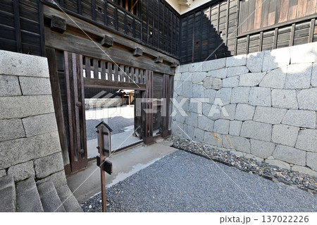 伊予国 「松山城」国宝現存天守閣と櫓群の様子 伊予国 「松山城」国宝現存天守閣と櫓群の様子 137022226
