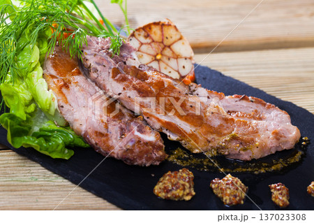 Fried pork with garlic, bell pepper, greens, dijon mustard 137023308