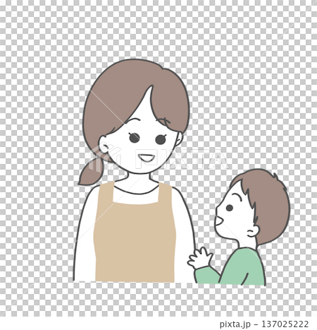 一位母親面帶微笑地和孩子說話。 一位母親面帶微笑地和孩子說話。 137025222