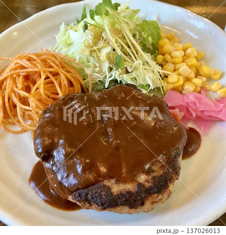 ミルトンのデミグラスハンバーグ 137026013