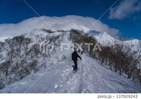 冬の谷川岳冬山登山 137029243