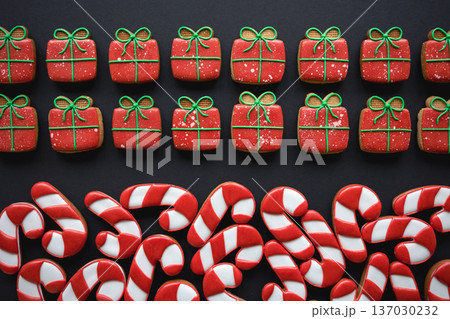 Christmas colored handmade gingerbread cookies, top view. 137030232