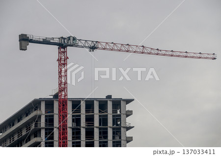 New Construction in Tbilisi with a Single Tower Crane New Construction in Tbilisi with a Single Tower Crane 137033411