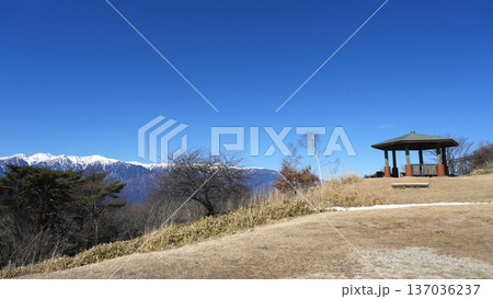 陣馬形山 山頂の風景 陣馬形山 山頂の風景 137036237