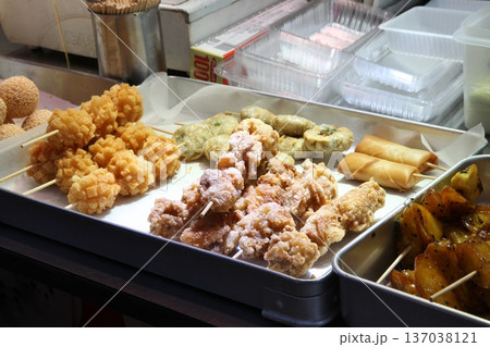 神戸南京町食べ歩き中華グルメ 137038121