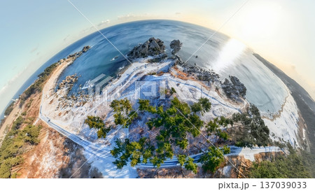空撮「青森県」冬の中須賀・種差海岸をドローンで360度撮影 冬 空撮「青森県」冬の中須賀・種差海岸をドローンで360度撮影 冬 137039033