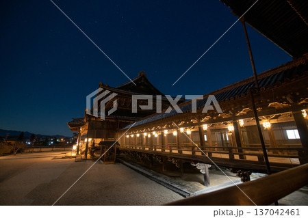 三重県 津市 国宝 高田本山 専修寺 お七夜の風景 三重県 津市 国宝 高田本山 専修寺 お七夜の風景 137042461