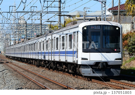 東急5050系4000番台4105F enjoy! WEST 東海道・山陽新幹線ラッピングトレイン 東急5050系4000番台4105F enjoy! WEST 東海道・山陽新幹線ラッピングトレイン 137051803
