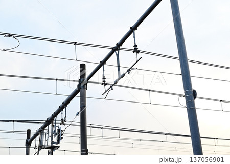 鉄道架線　 137056901