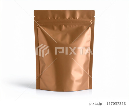 茶色い無地のパッケージ袋のモックアップサンプル　デザイン　新商品開発 137057238