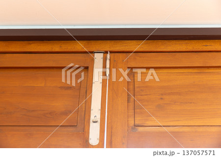 Top hung bifold system for large door panels. Top hung bifold system for large door panels. 137057571