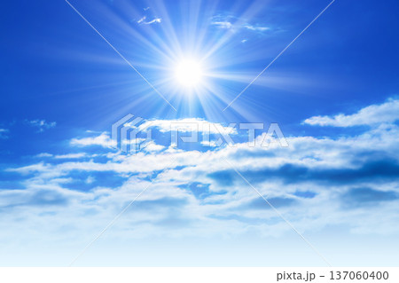 青空に太陽 137060400