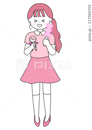メンバーカラーピンクのアイドルを推す女性｜ライブを楽しむ女性のイラスト 137060705