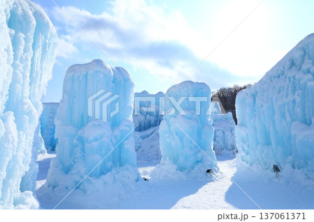 支笏湖　氷濤まつり 137061371
