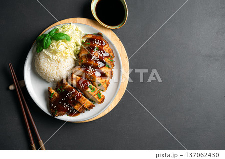 Korean Chicken Katsu, chicken cutlet and rice 137062430