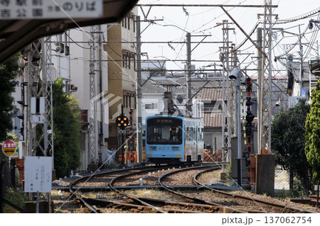 阪堺電気軌道 路面電車の線路 阪堺電気軌道 路面電車の線路 137062754