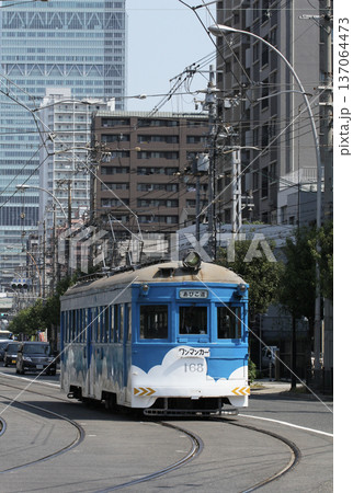 あべの筋の路面電車 あべの筋の路面電車 137064473