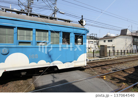 阪堺電気軌道 路面電車の線路 137064540