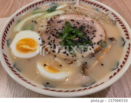 Japanese Ramen Noodle Soup in Bowl Japanese Ramen Noodle Soup in Bowl 137066550