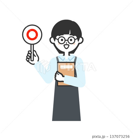 丸の札を持つ本をもってエプロンを付けた人物イラスト 137073256