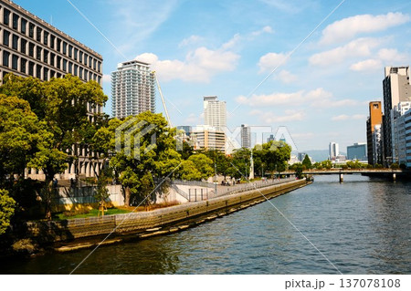 大阪・淀屋橋 大阪・淀屋橋 137078108