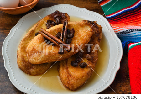 カバジェロ・ポブレ  Caballero pobre メキシコ・ユカタン半島のデザート 137078186