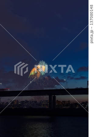 江東花火大会　東京都 137080148