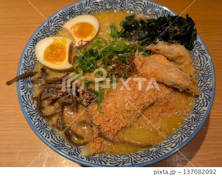 おいしいラーメン 137082092